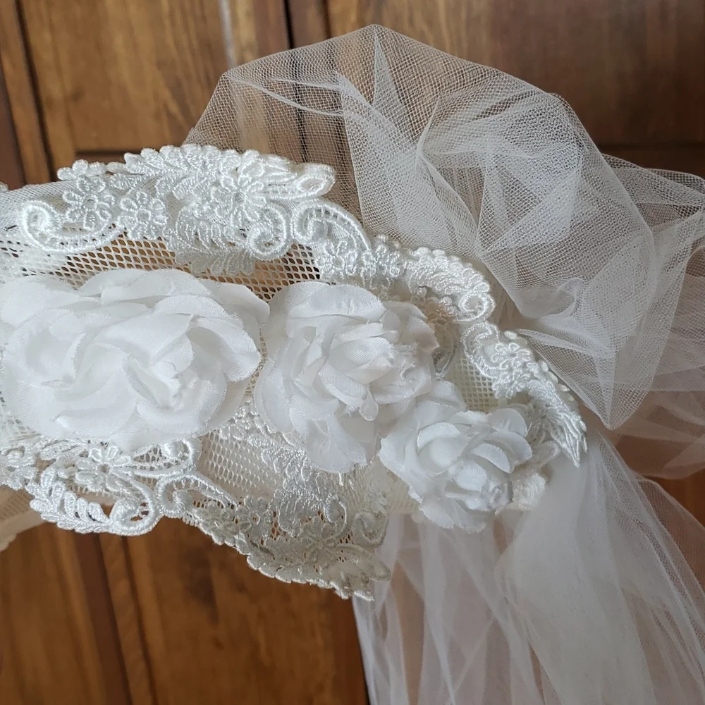 Vintage Appliqued Lace Wedding Hat